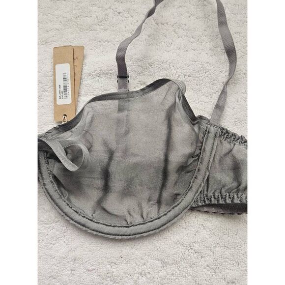 Skims Silk underwire bra Nwt - Picture 2 of 9